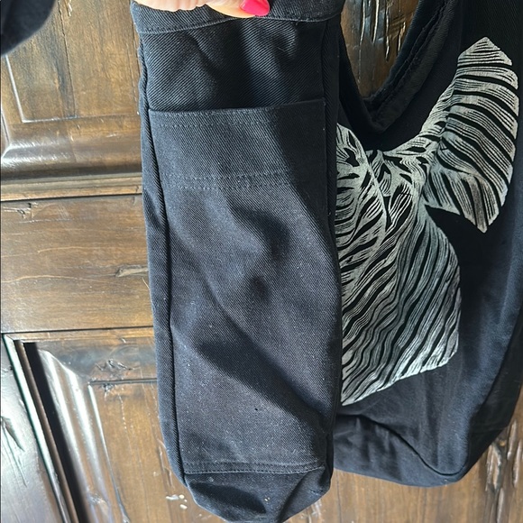 Lauren Moshi Black and White Tote with Bow - Picture 3 of 6